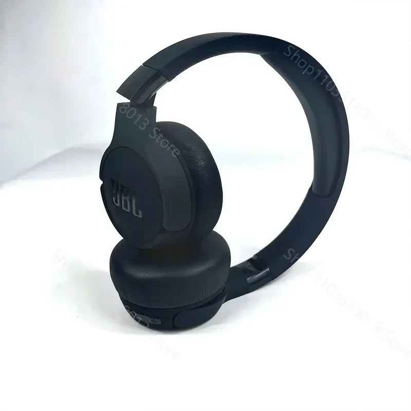 JBL Tune 660NC Bluetooth 5.0 headphones, with noise cancellation and hands-free mode.