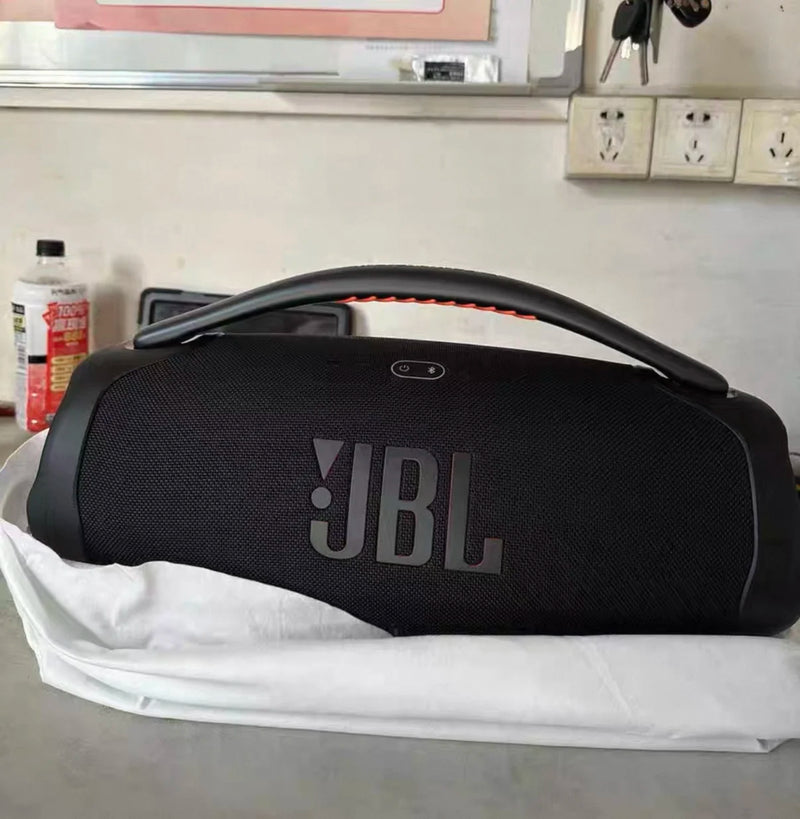 JBL Boombox 3 Bluetooth speaker, portable, with powerful bass and USB input.