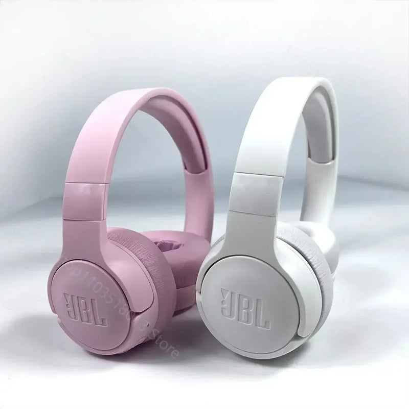 JBL Tune 660NC Bluetooth 5.0 headphones, with noise cancellation and hands-free mode.